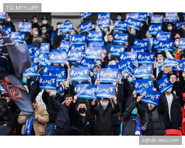 山东泰山夺冠豪取丰厚奖金，球迷齐聚共庆荣耀时刻