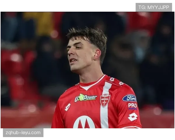 马尔蒂尼技术再现！新星重塑现代后卫标准，赛场表现惊艳