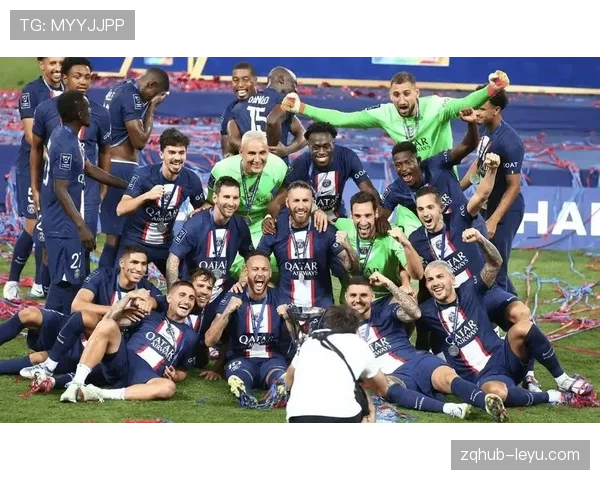 里尔队防线稳固成争冠关键,联赛冠军争夺战愈演愈烈